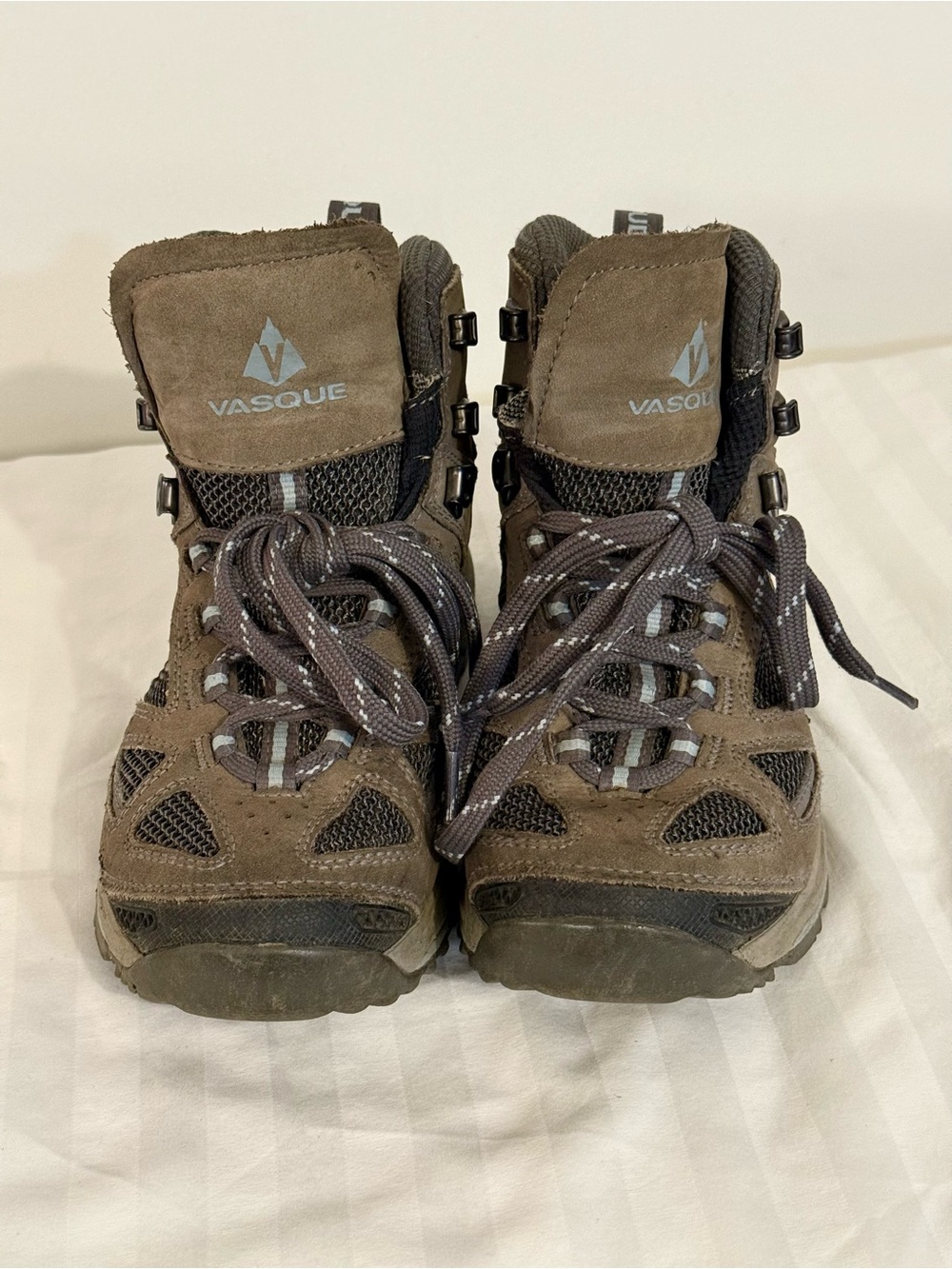 Vasque Kids Tan and Black Hiking Boots